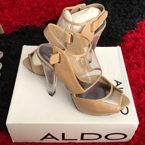 Aldo Perusse 39 Heels Lucite Clear Nude